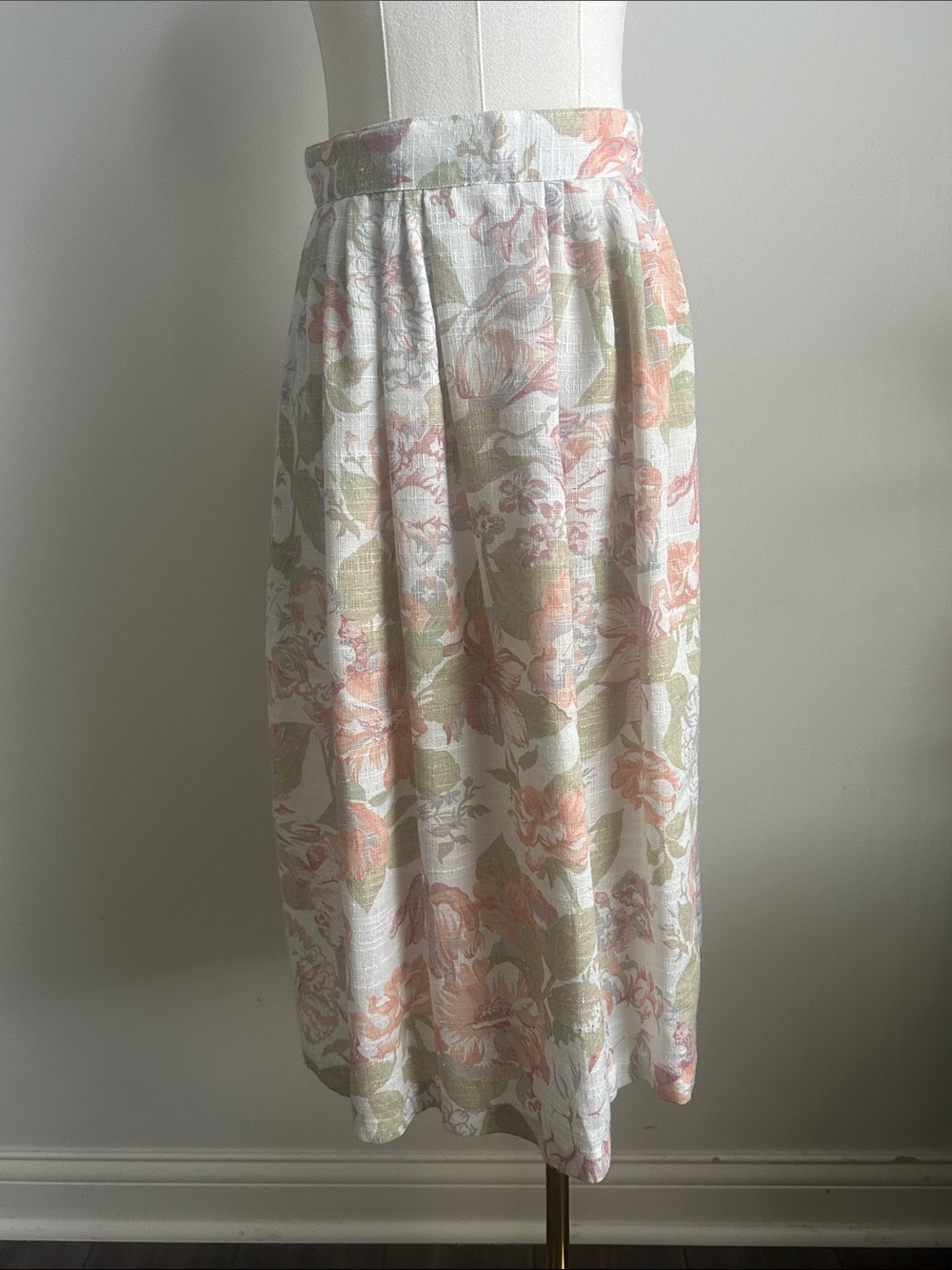 Vintage 80s Linen Blend Floral Midi Skirt Coquette Feminine Women 26” USA Girly